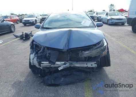 2021 Toyota Corolla Le z USA, uszkodzony, nr VIN 5YFEPMAE9MP166550